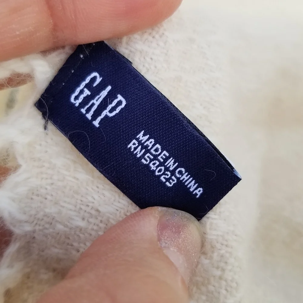 Gap cream scarf wool rabbit hair nylon blend